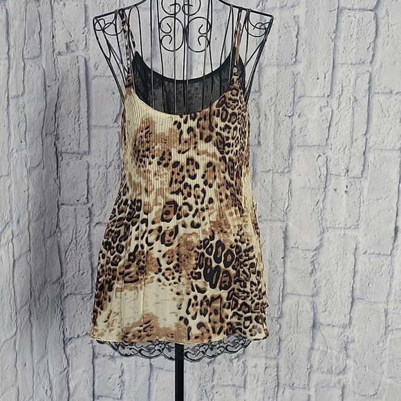 DAVI & DANI Leopard Print Flowy Crinkle Lacey Blouse Medium - Picture 6 of 7